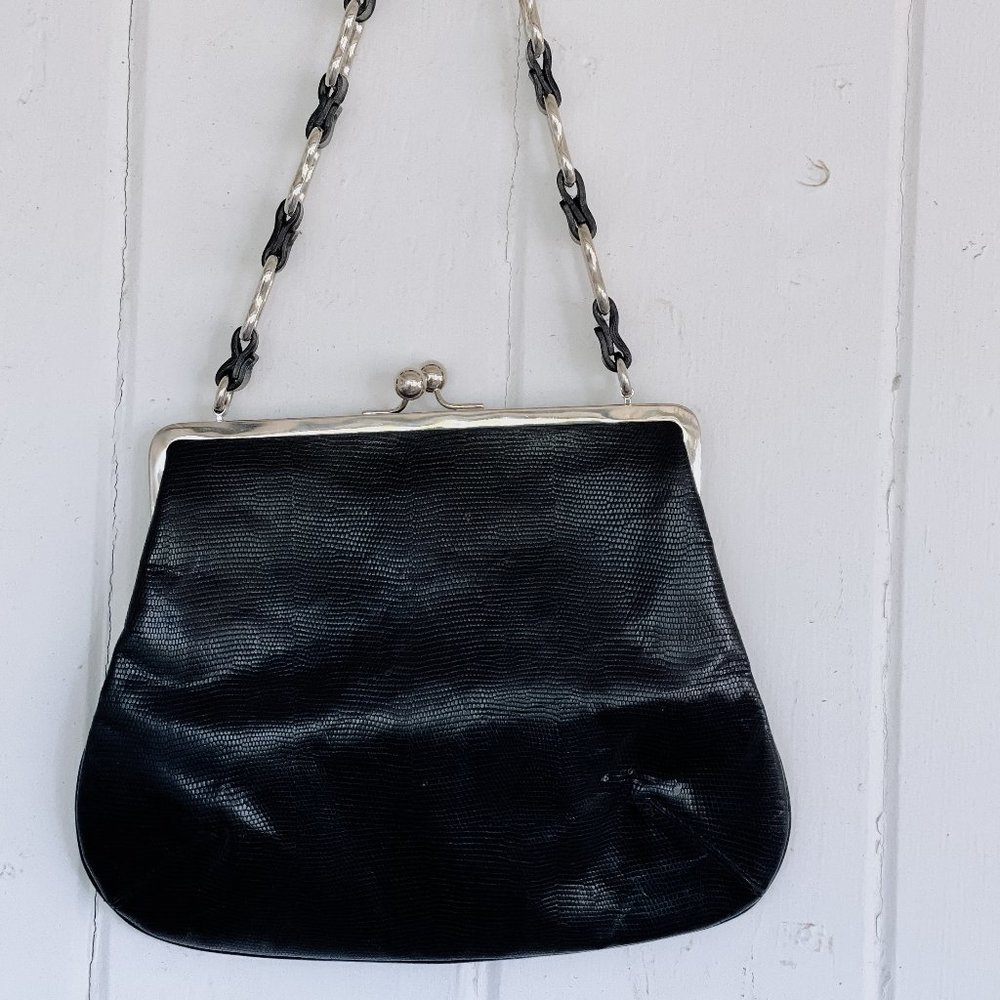 VINTAGE BURBERRY BLACK LEATHER TEXTURED SHOULDER CLUTCH